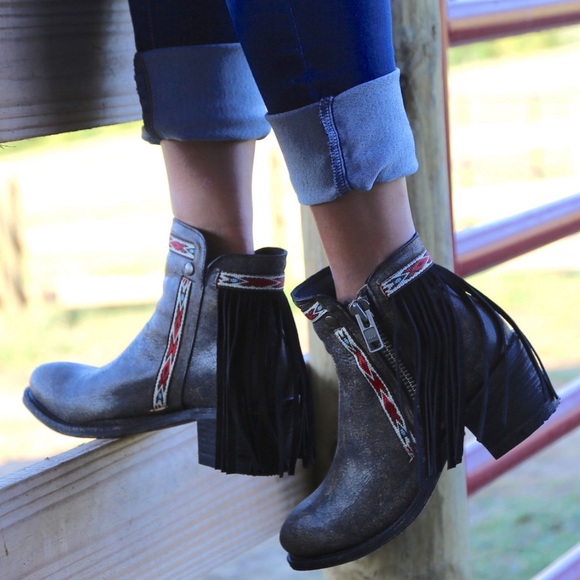 Corral Black Fringes Ankle Boot - Picture 2 of 3